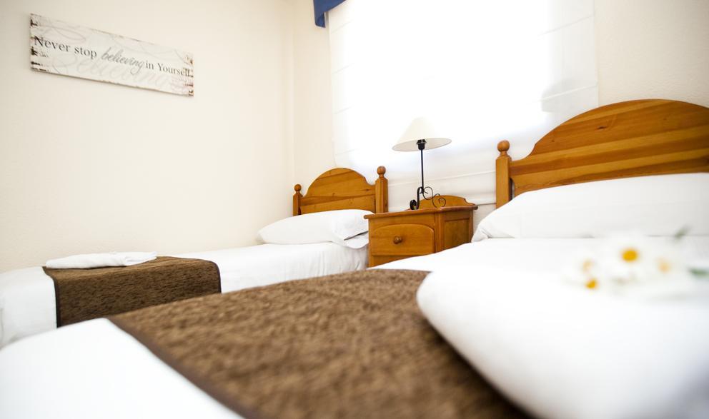 Apartamentos Golf Place Borriol Quarto foto